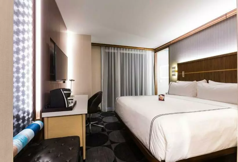 Superior-huone, Crowne Plaza HY36 Midtown Manhattan
