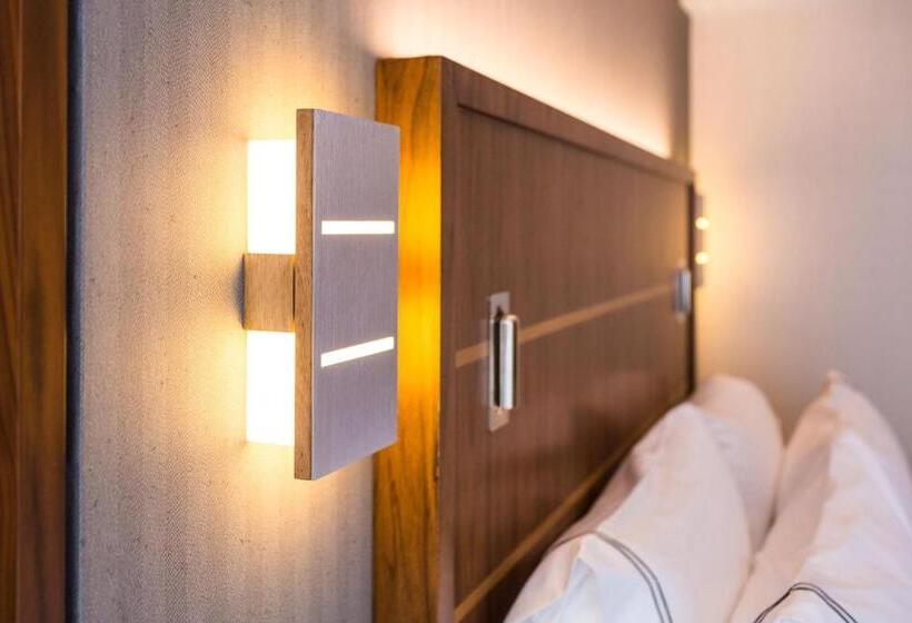 장애인을 위한 킹사이즈 침대 스탠다드 룸, 30