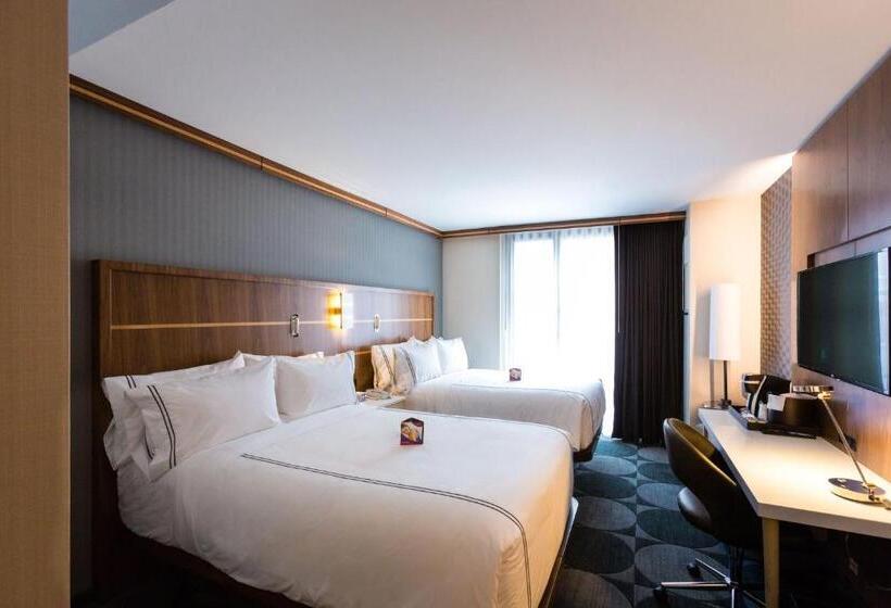 带2个双人床的标准工作室, Crowne Plaza Hy36 Midtown Manhattan, An Ihg