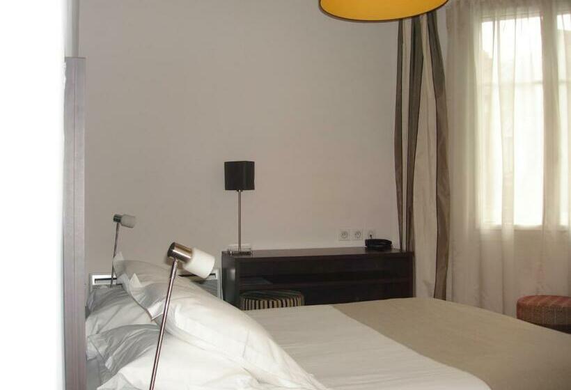 חדר סטנדרט, Ronsard