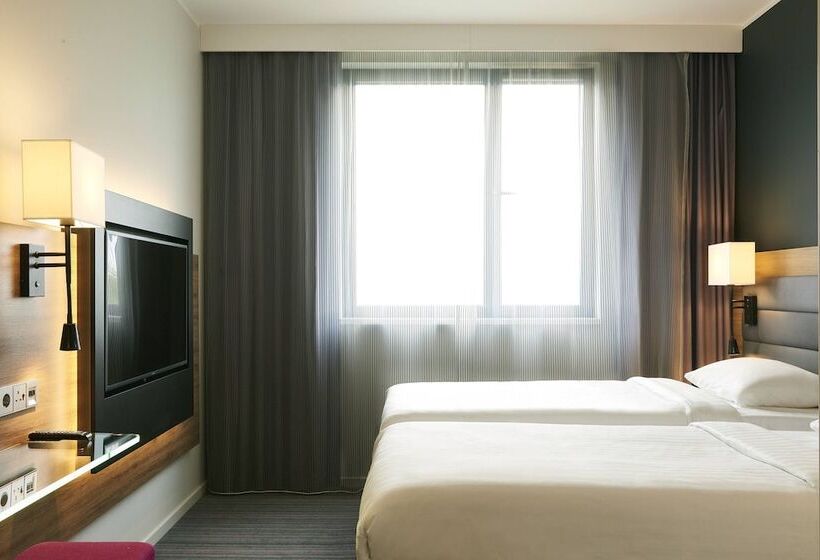 스탠다드 룸, Moxy Aberdeen Airport