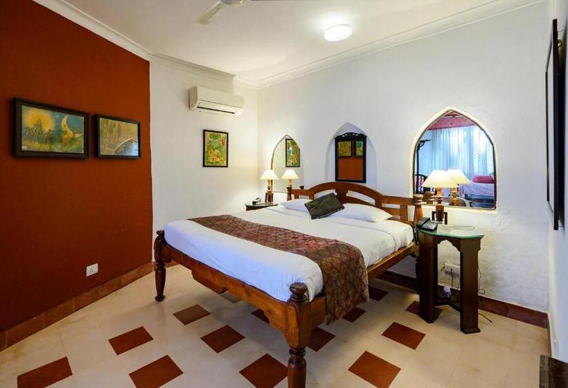 חדר מלכותי, Neemrana S Hill Fort Kesroli