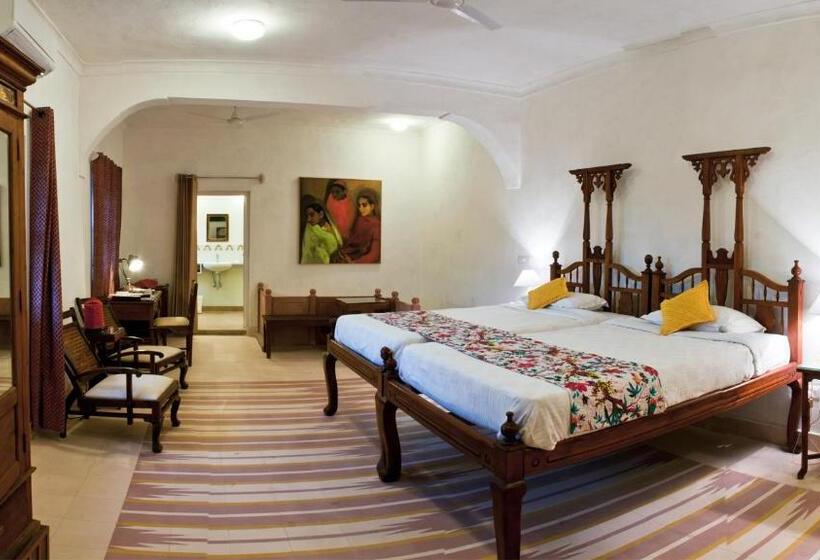 חדר מלכותי, Neemrana S Hill Fort Kesroli