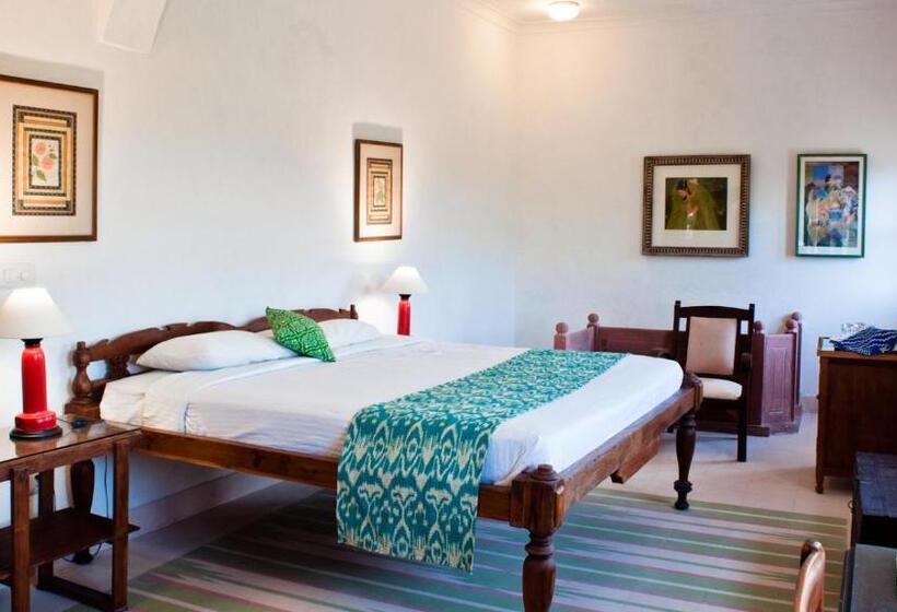 חדר מלכותי, Neemrana S Hill Fort Kesroli