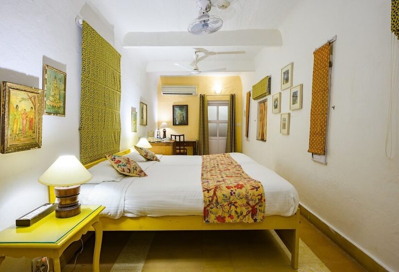 חדר סטנדרט, Neemrana S Hill Fort Kesroli