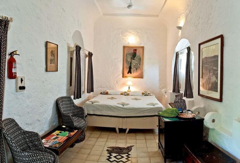 חדר סטנדרט, Neemrana S Hill Fort Kesroli