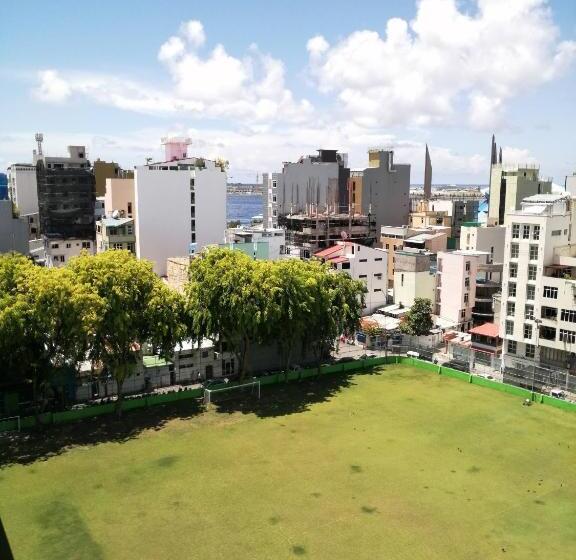 اتاق لوکس, The Grand View