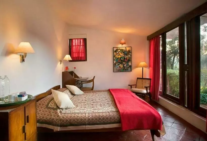 デラックスルーム, Neemrana S Wallwood Garden