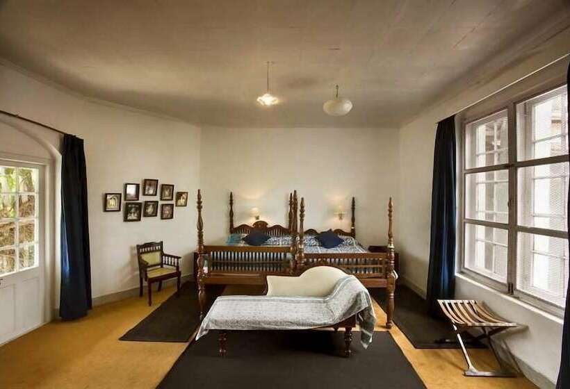 חדר סטנדרט, Neemrana S Wallwood Garden