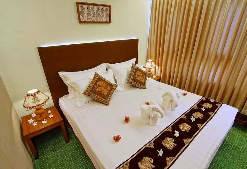 اتاق لوکس, Yadanarbon Bagan
