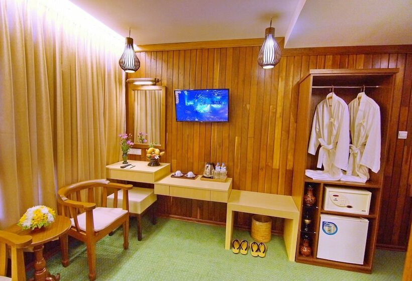 Deluxe Room, Yadanarbon Bagan