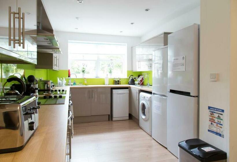 スタンダードシングルルーム, Cambridge City Rooms By Paymán Club