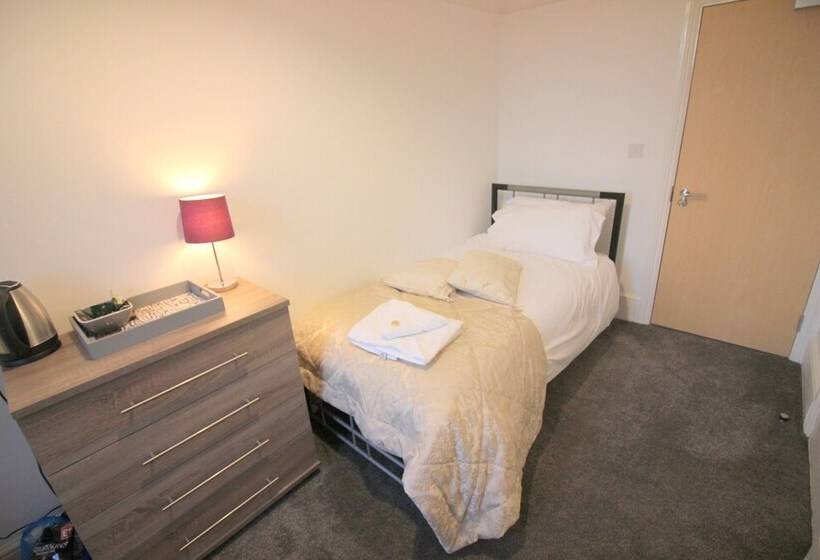 スタンダードシングルルーム, Cambridge City Rooms By Paymán Club