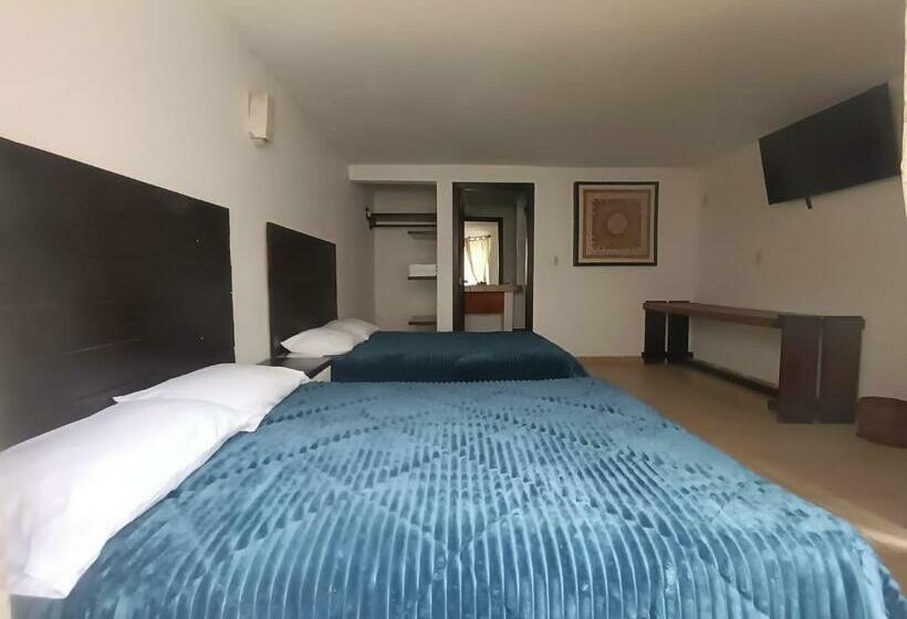 スタンダード4人部屋, El Arrayan