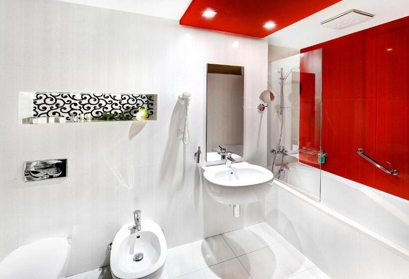 Трехместный Номер Классика, Wellness Hotel Chopok