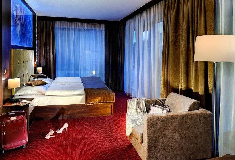 Трехместный Номер Deluxe, Wellness Hotel Chopok