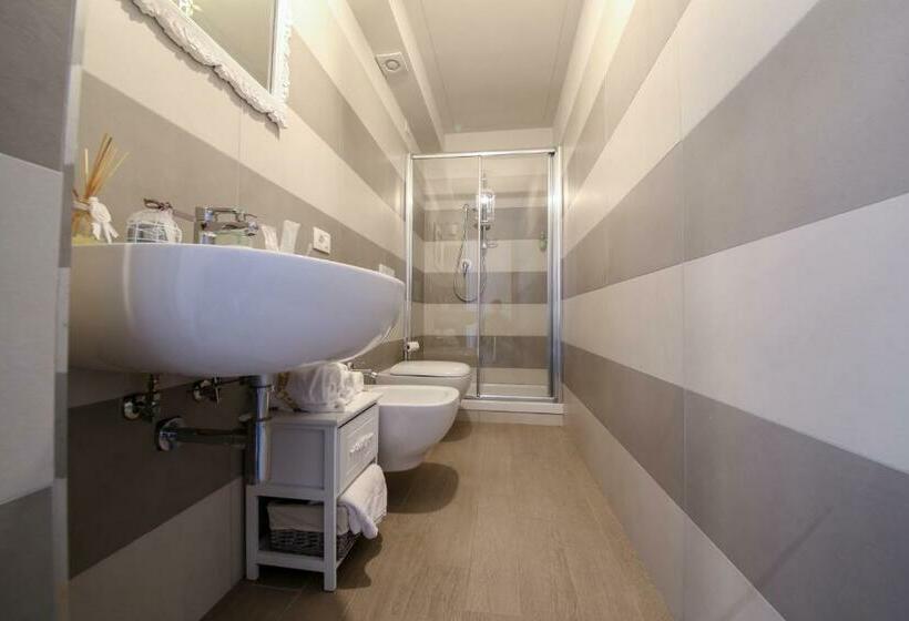 اتاق استاندارد, La Vecchia Tenenza B&b