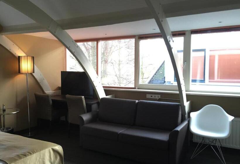 استودیوی استاندارد, Golden Mansion Apart