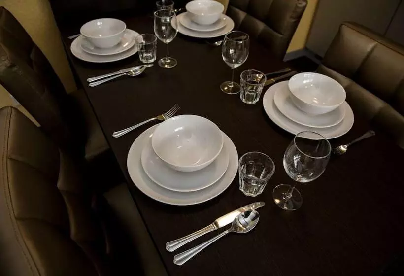 استودیوی استاندارد, Golden Mansion Apart