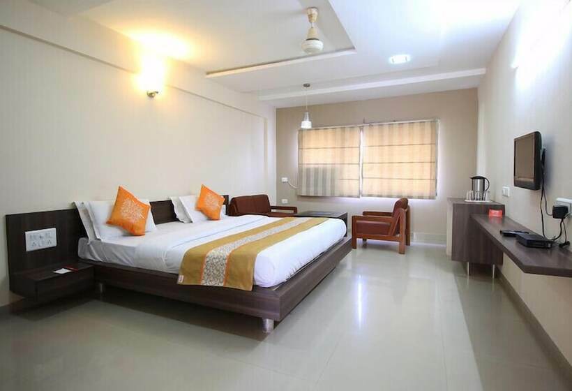 חדר דלוקס, Aarya Grand Hotels & Resorts