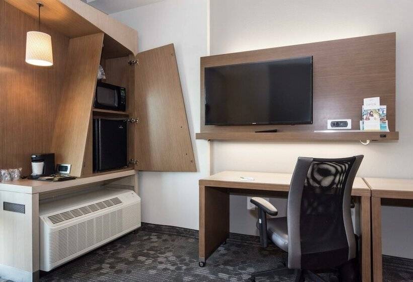 جناح, Courtyard By Marriott Fayetteville Fort Liberty   Spring Lake