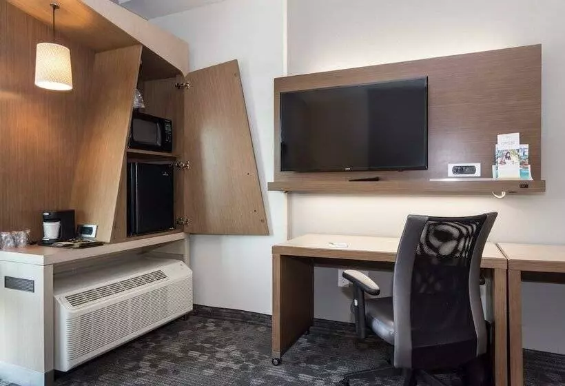 Sviitti, Courtyard By Marriott Fayetteville Fort Liberty   Spring Lake