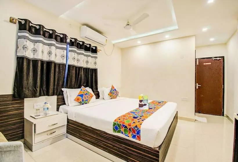 デラックスルーム, Fabhotel Corporate Crown   Nr Jyoti Nivas University