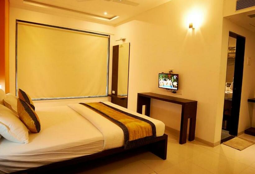 غرفة ديلوكس, Golden View