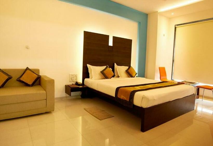 غرفة ديلوكس, Golden View