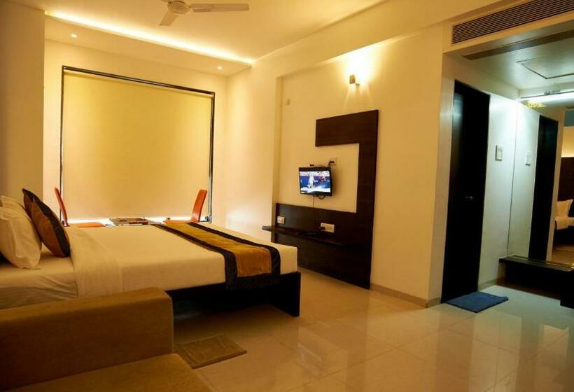 غرفة ديلوكس, Golden View