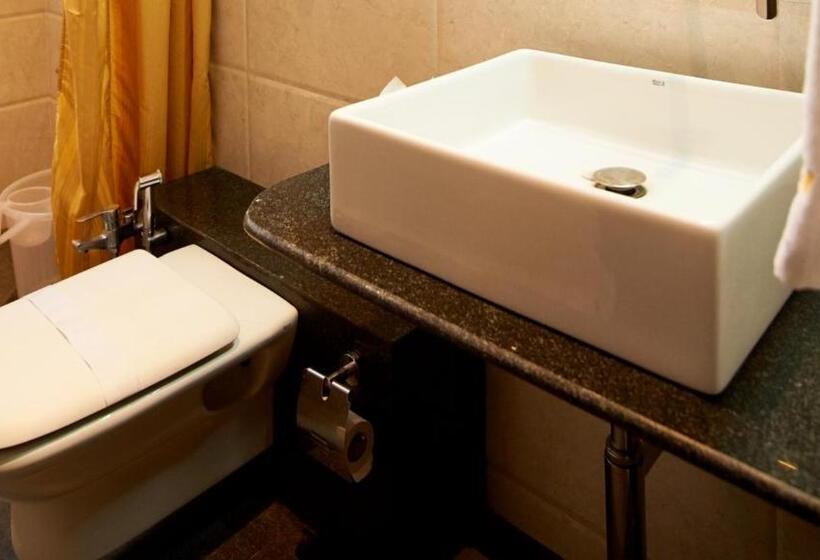 غرفة ديلوكس عائلية, Golden View