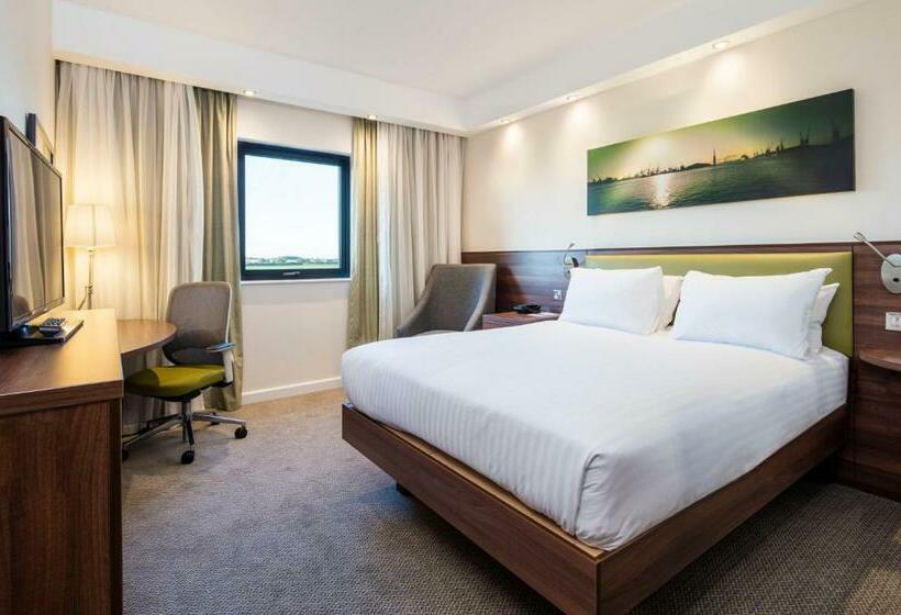 身障者適用スタンダードルーム, Hampton By Hilton Humberside Airport
