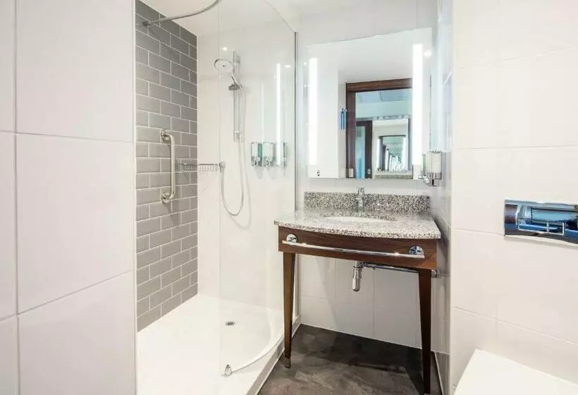 身障者適用スタンダードルーム, Hampton By Hilton Humberside Airport