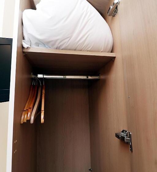 Номер Стандарт, Kings Cross Hotel London