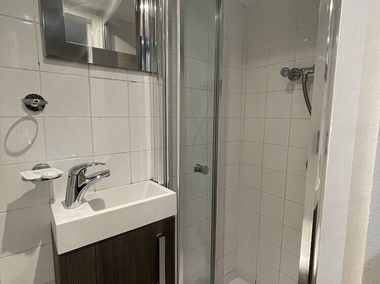 Номер Стандарт, Kings Cross Hotel London