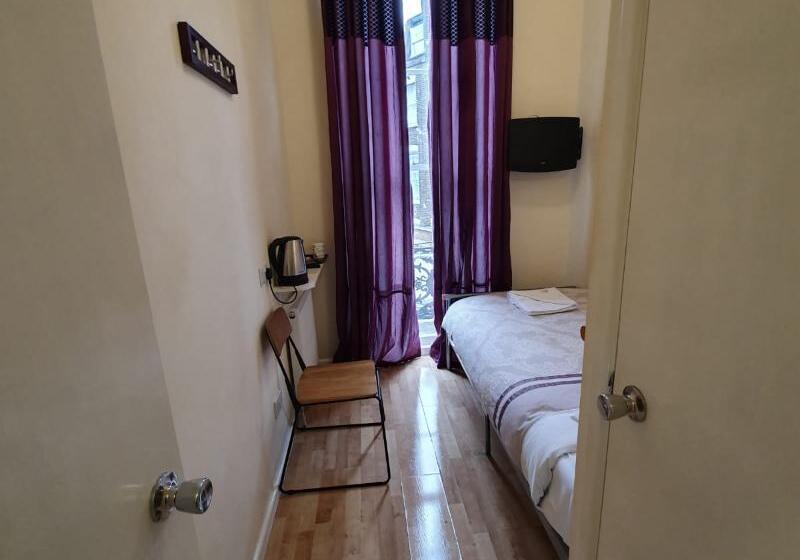 غرفة قياسية فردية, Kings Cross Hotel London