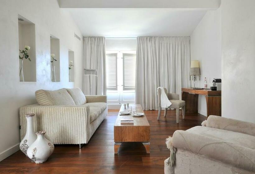 스위트, La Maison D'aix