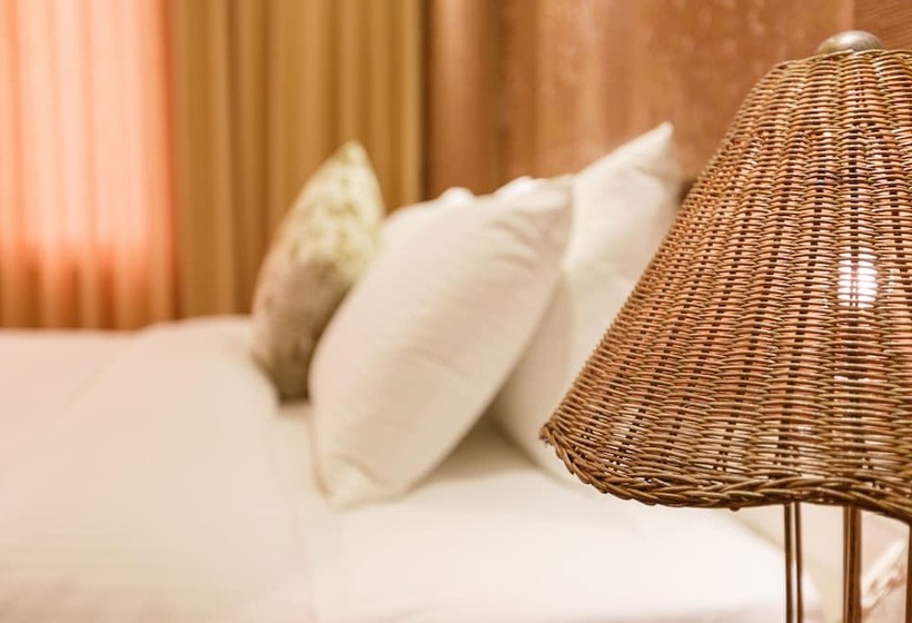 اتاق اکونومی, Leisure Lulu Villa