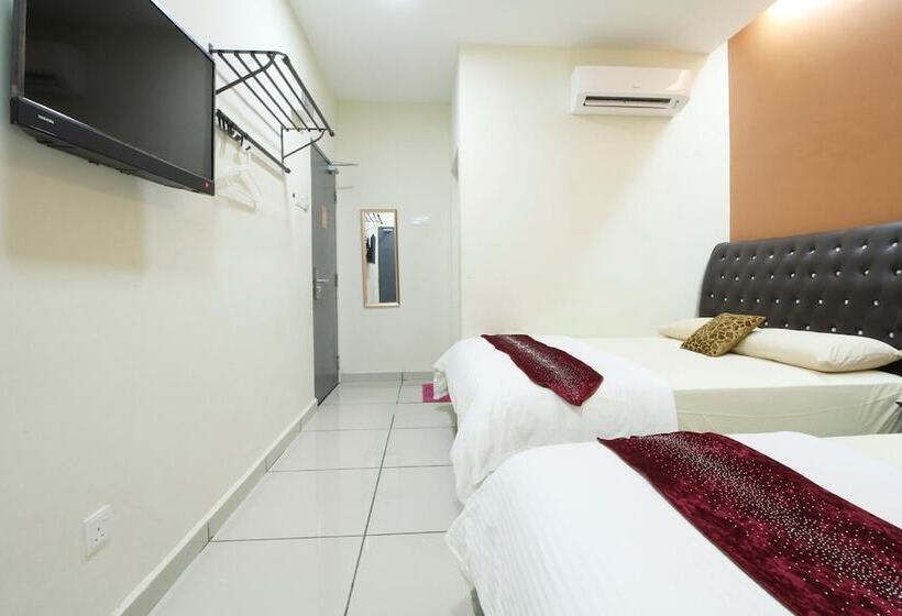 패밀리 룸, Mimilala Boutique