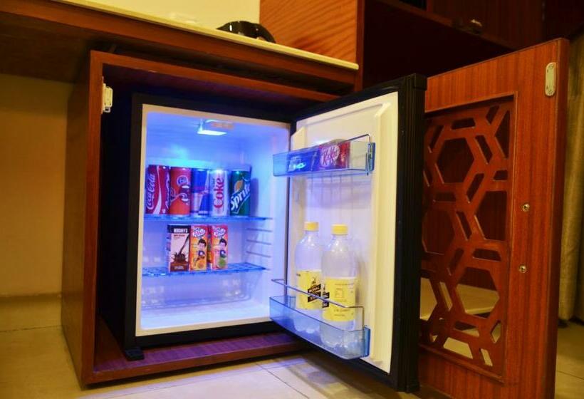 غرفة ديلوكس سرير كينج, Mint Hotel Premia Chandigarh, Zirakpur