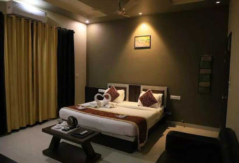 Deluxe Kamer met Uitzicht op de Bergen, Naand Pushkar