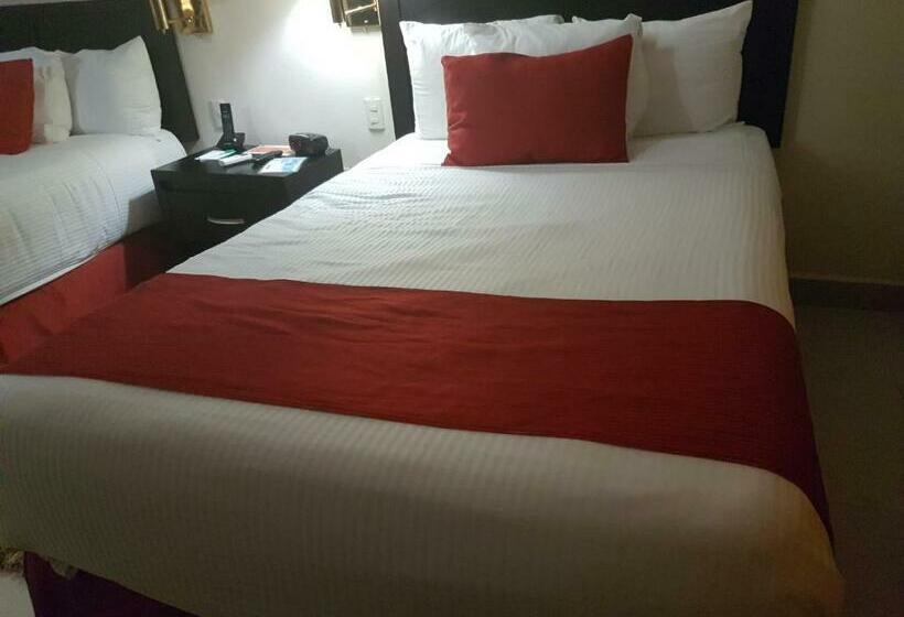 Четырехместный Номер Стандарт, Real Colonial