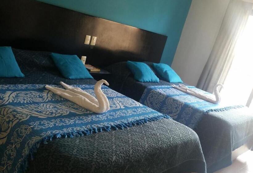 Четырехместный Номер Стандарт, Real Colonial