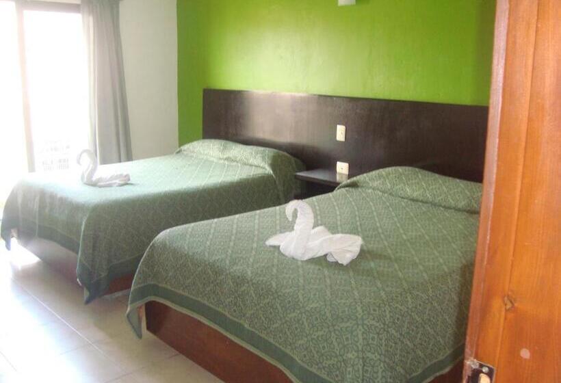 Четырехместный Номер Стандарт, Real Colonial