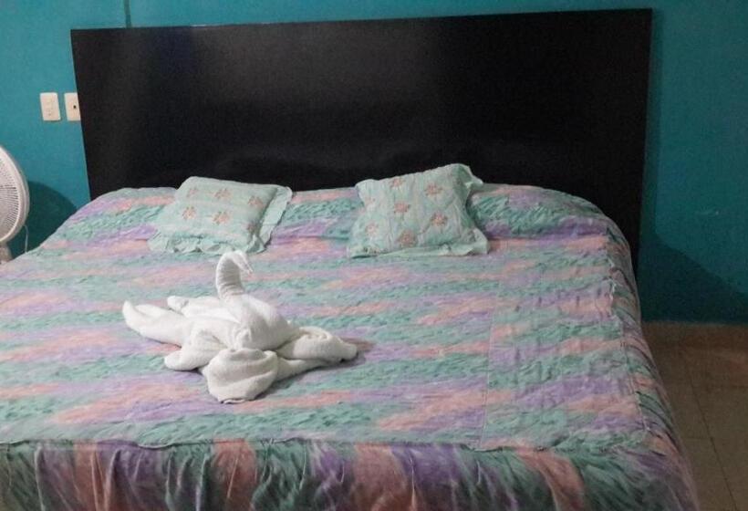 Стандартный Номер Кровать Кинг, Real Colonial