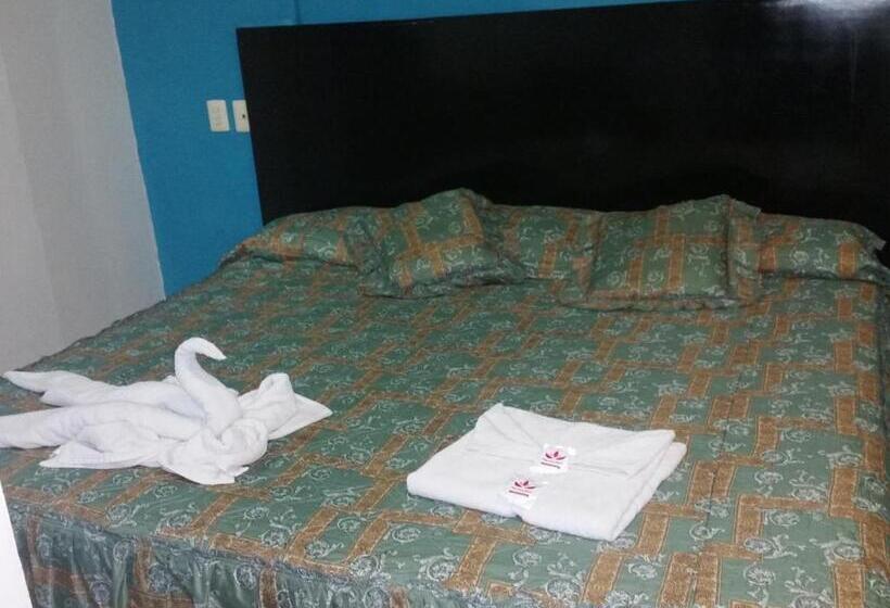 Стандартный Номер Кровать Кинг, Real Colonial