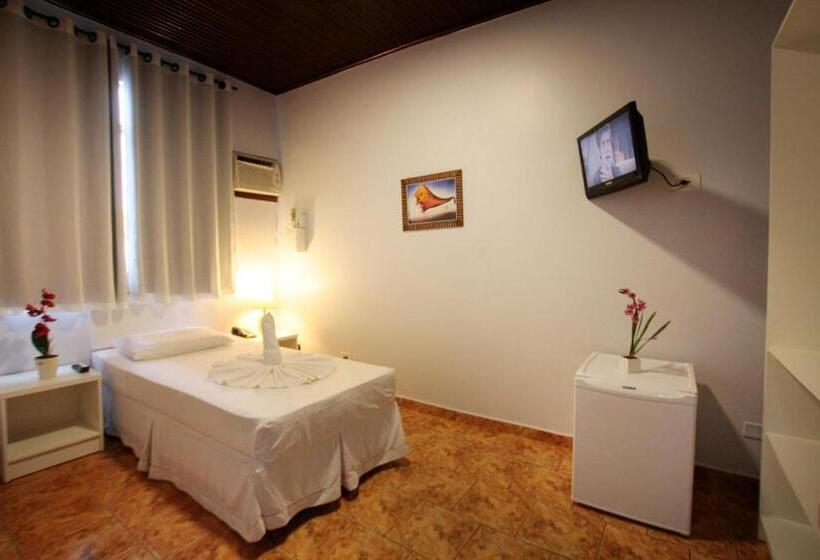 标准单人间, Iguassu Flats