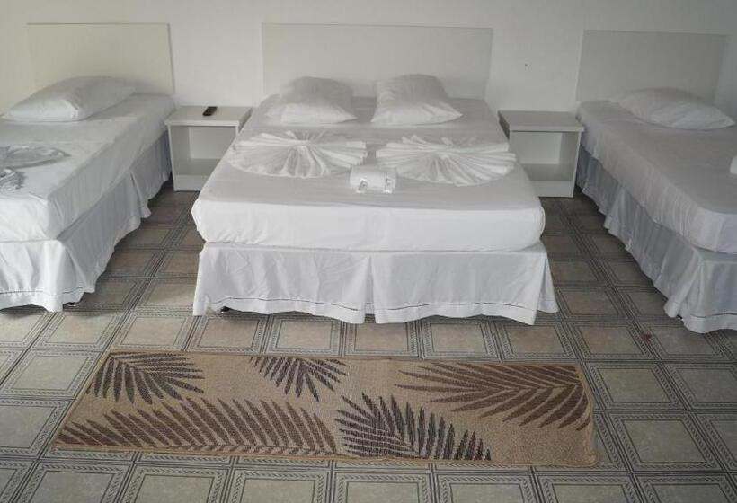 四人标准间, Iguassu Flats