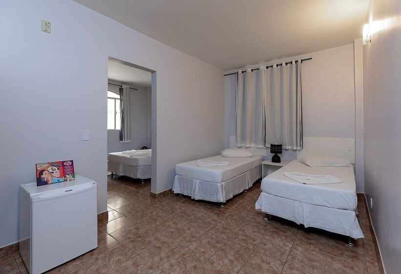 四人标准间, Iguassu Flats