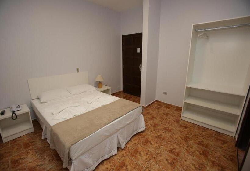 标准间, Iguassu Flats